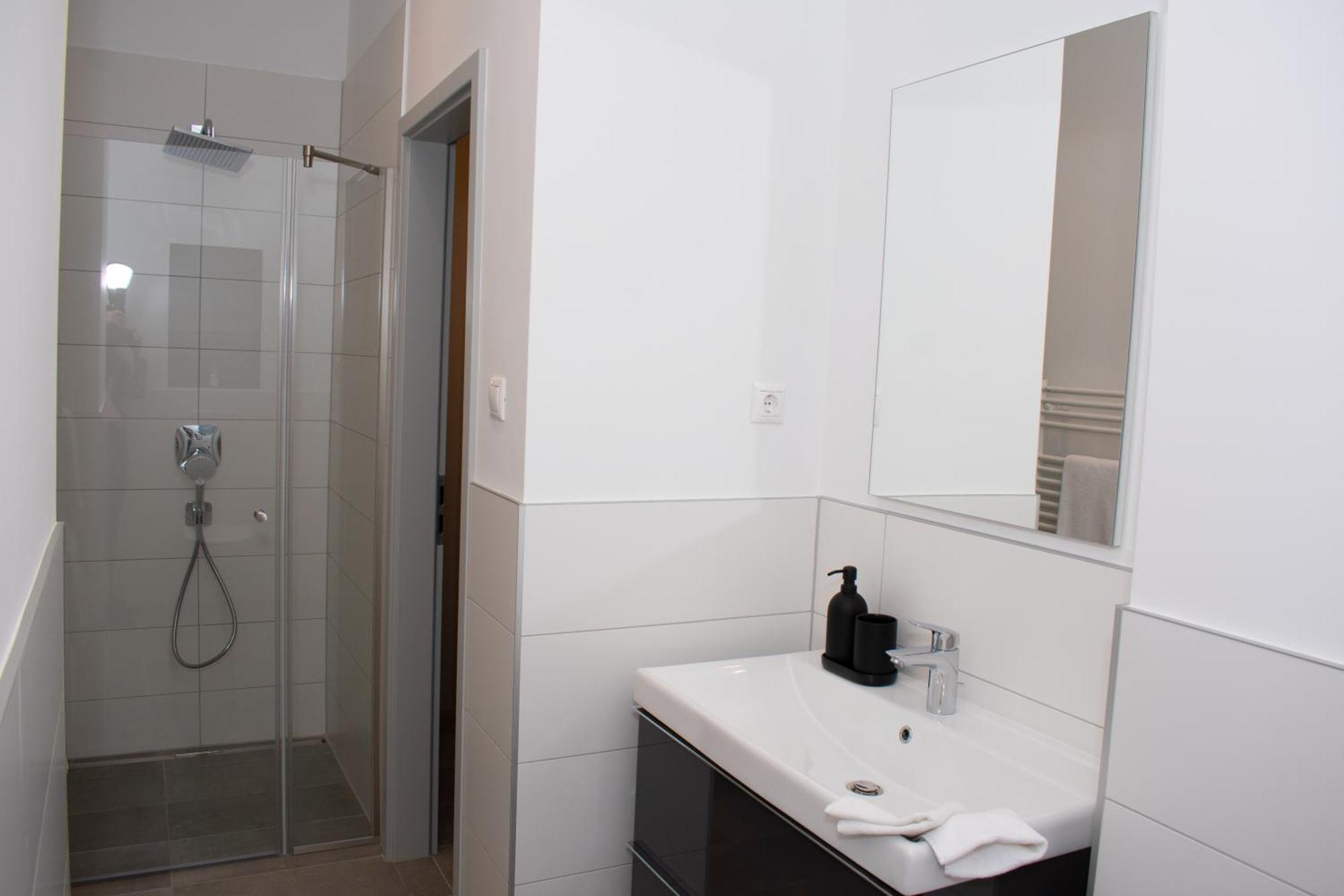 Luxury Cozy 2 Bdr Downtown Apt.4 Boedapest Buitenkant foto